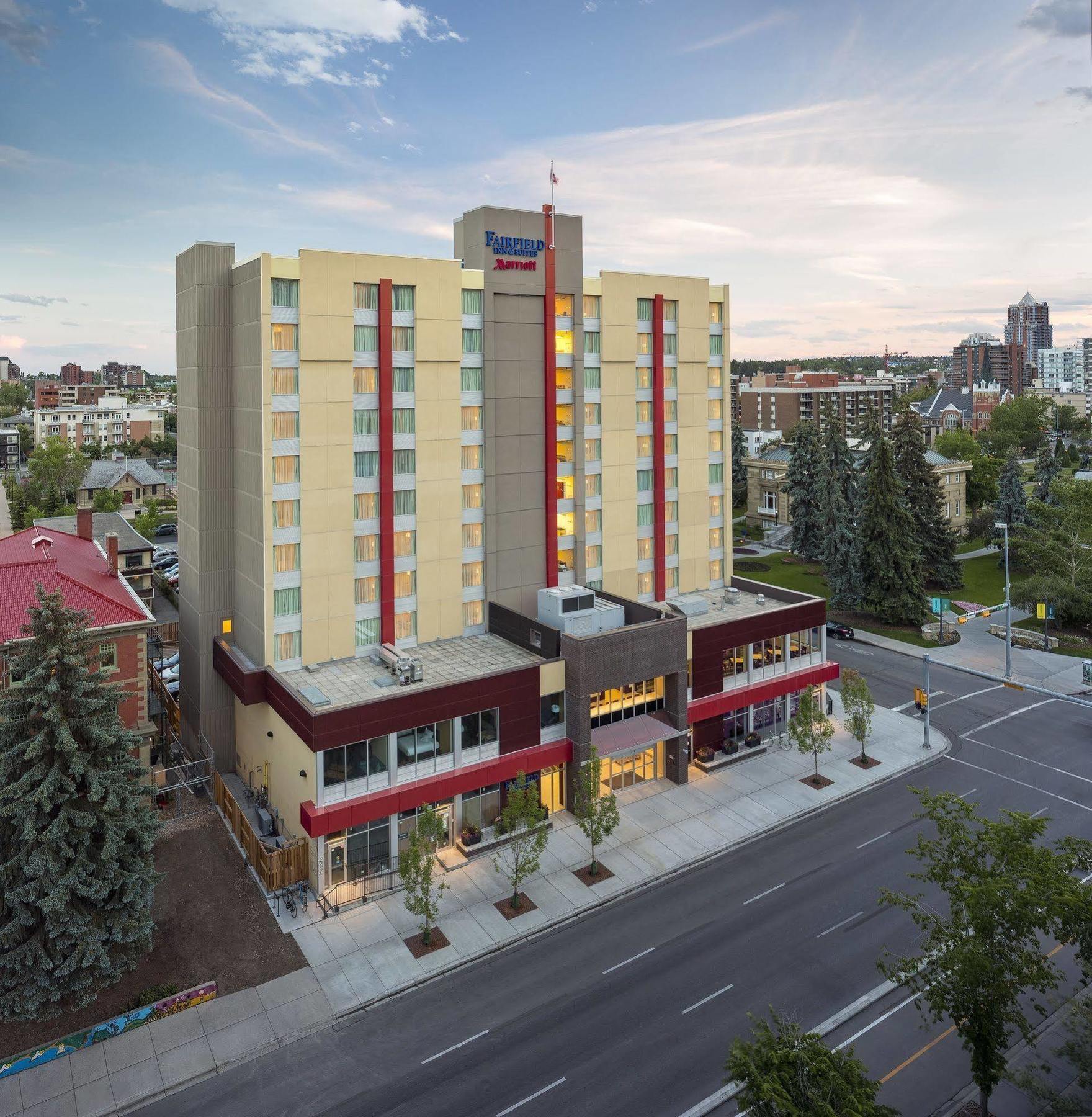 Fairfield Inn & Suites By Marriott Calgary Downtown מראה חיצוני תמונה